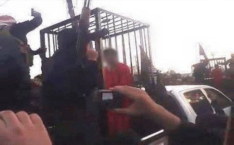  داعش دیلەكانی حەشدی شەعبی بە حەویجەدا دەسووڕێنێتەوە